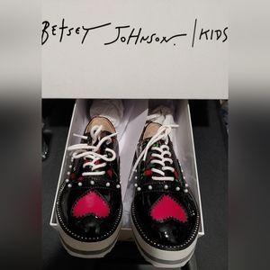 Betsy Johnson Girls Shoe